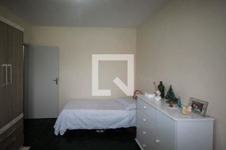 Casa à venda com 305m², 6 quartos e 7 vagasPiso 1: Quarto 2