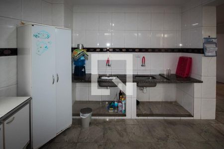 Casa à venda com 305m², 6 quartos e 7 vagasPiso -1: Cozinha
