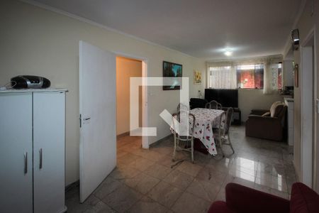 Casa à venda com 305m², 6 quartos e 7 vagasPiso -1: Sala