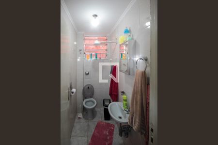 Casa à venda com 305m², 6 quartos e 7 vagasPiso -1: Banheiro