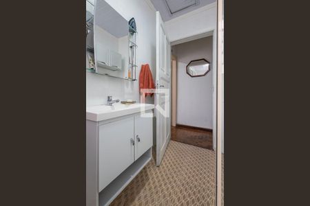 Casa à venda com 120m², 3 quartos e 1 vaga Casa à venda com 120m², 3 quartos e 1 vagaBanheiro