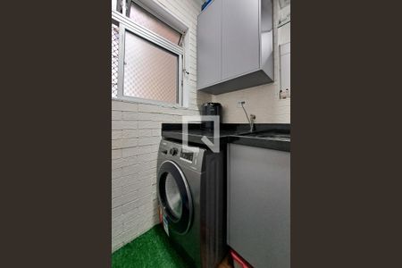 Apartamento à venda com 65m², 3 quartos e 1 vagaÁrea de Serviço