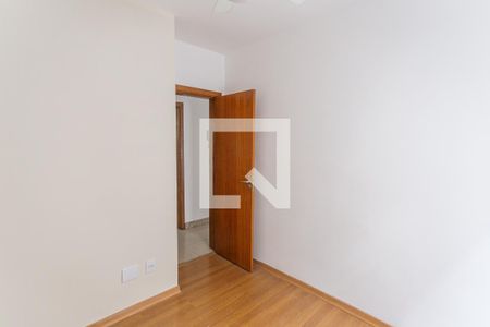 Quarto  de apartamento para alugar com 2 quartos, 52m² em Santo Antônio, Belo Horizonte