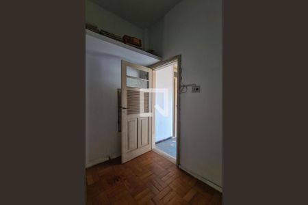 Apartamento para alugar com 100m², 2 quartos e sem vaga Apartamento para alugar com 100m², 2 quartos e sem vagaQuarto de Serviço