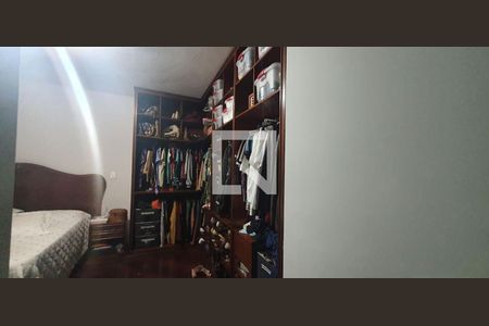 Casa à venda com 3 quartos, 388m² em City Bussocaba, Osasco