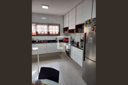 Casa à venda com 3 quartos, 388m² em City Bussocaba, Osasco