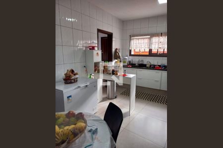 Casa à venda com 3 quartos, 388m² em City Bussocaba, Osasco