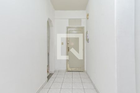 Entrada de kitnet/studio para alugar com 1 quarto, 40m² em Santa Cecília, São Paulo