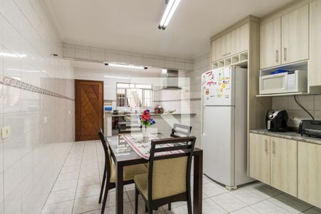 Casa à venda com 106m², 2 quartos e 1 vaga Casa à venda com 106m², 2 quartos e 1 vagaCozinha