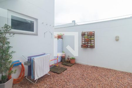 Casa à venda com 180m², 3 quartos e 2 vagasQuintal