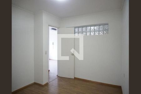 Casa à venda com 6 quartos, 300m² em Cangaiba, São Paulo