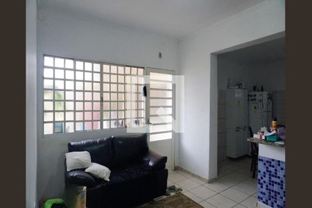 Casa à venda com 6 quartos, 300m² em Cangaiba, São Paulo