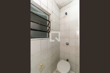 Banheiro de casa para alugar com 1 quarto, 50m² em Jardim Nove de Julho, São Paulo