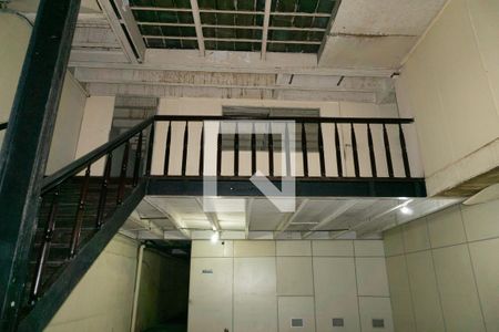 Casa para alugar com 300m², 5 quartos e 6 vagasAcesso superior