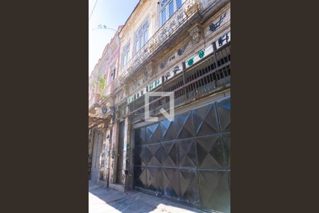 Casa para alugar com 300m², 5 quartos e 6 vagasFachada