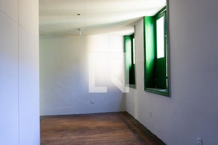 Casa para alugar com 300m², 5 quartos e 6 vagasQuarto 5