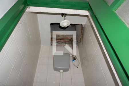 Casa para alugar com 300m², 5 quartos e 6 vagasBanheiro