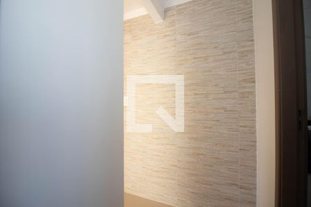 Casa à venda com 58m², 2 quartos e 2 vagasCorredor