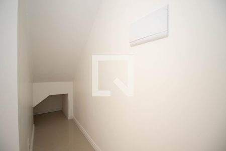 Casa à venda com 58m², 2 quartos e 2 vagasSala