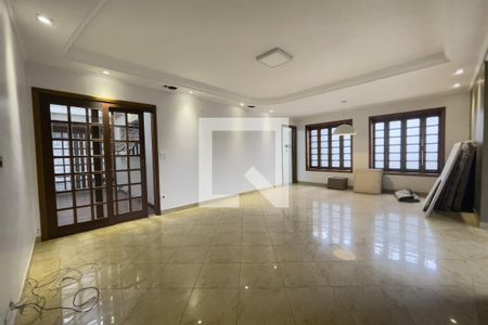 Sala de casa à venda com 3 quartos, 298m² em Vila Graciosa, São Paulo