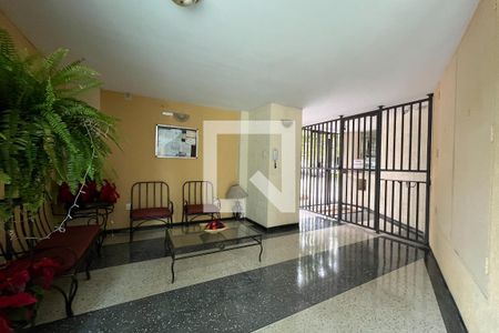 Apartamento à venda com 96m², 3 quartos e 1 vagaHall