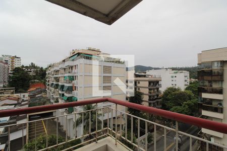 Apartamento à venda com 300m², 5 quartos e 3 vagasQuarto 3 - Varanda se comunica com a suíte 1