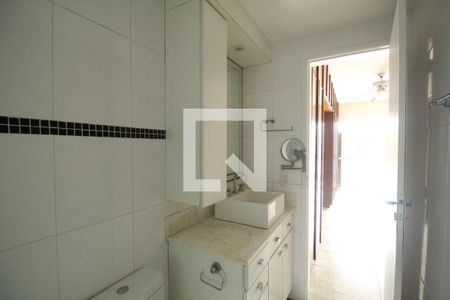 Apartamento à venda com 300m², 5 quartos e 3 vagasBanheiro da suíte 1