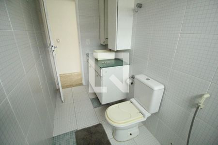 Apartamento à venda com 300m², 5 quartos e 3 vagasBanheiro social