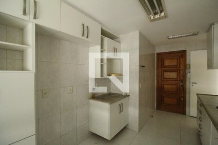 Apartamento à venda com 300m², 5 quartos e 3 vagasCozinha