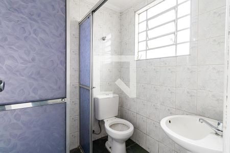Banheiro de apartamento para alugar com 1 quarto, 30m² em Vila Carrão, São Paulo