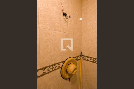 Casa à venda com 210m², 3 quartos e 5 vagas Casa à venda com 210m², 3 quartos e 5 vagasBanheiro 2