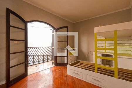 Casa à venda com 210m², 3 quartos e 5 vagas Casa à venda com 210m², 3 quartos e 5 vagasQuarto 2