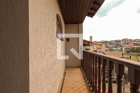 Casa à venda com 210m², 3 quartos e 5 vagas Casa à venda com 210m², 3 quartos e 5 vagasVaranda da Suíte