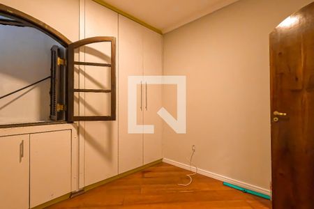 Quarto 1 de casa à venda com 3 quartos, 210m² em Vila Rosalia, Guarulhos
