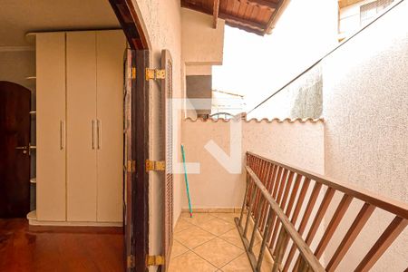 Casa à venda com 210m², 3 quartos e 5 vagas Casa à venda com 210m², 3 quartos e 5 vagasVaranda do Quarto 2