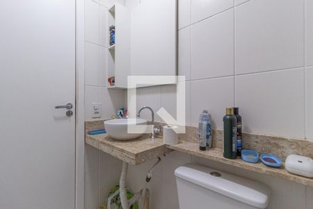 Banheiro de apartamento para alugar com 1 quarto, 28m² em Conceição, Osasco