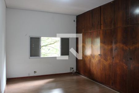 Casa à venda com 250m², 3 quartos e 4 vagasQuarto 1