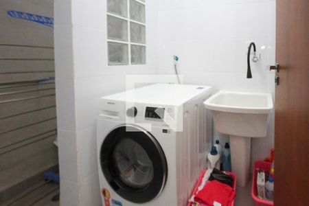 Casa de condomínio para alugar com 55m², 2 quartos e 1 vaga Casa de condomínio para alugar com 55m², 2 quartos e 1 vagaÁrea de Serviço