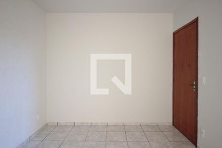 Sala de apartamento para alugar com 2 quartos, 45m² em Piratininga (venda Nova), Belo Horizonte