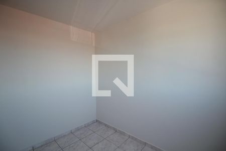 Quarto 2 de apartamento para alugar com 2 quartos, 45m² em Piratininga (venda Nova), Belo Horizonte