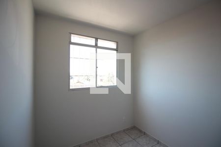 Quarto 1 de apartamento para alugar com 2 quartos, 45m² em Piratininga (venda Nova), Belo Horizonte