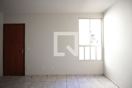 Sala de apartamento para alugar com 2 quartos, 45m² em Piratininga (venda Nova), Belo Horizonte