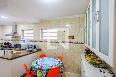 Cozinha de casa à venda com 4 quartos, 200m² em Vila Morse, São Paulo
