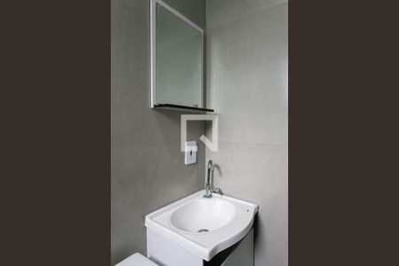 Banheiro de apartamento para alugar com 1 quarto, 30m² em Jardim Fernandes, São Paulo