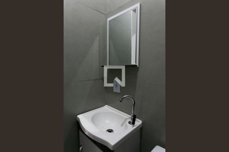 Banheiro de apartamento para alugar com 1 quarto, 30m² em Jardim Fernandes, São Paulo
