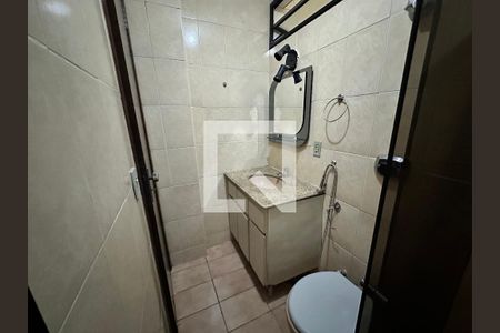 Banheiro de apartamento para alugar com 3 quartos, 80m² em Funcionários, Belo Horizonte