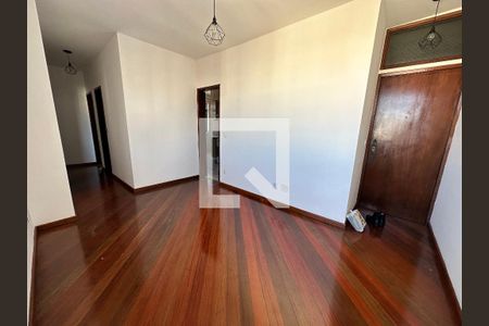 sala de apartamento para alugar com 3 quartos, 80m² em Funcionários, Belo Horizonte