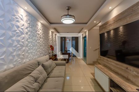 Sala de casa à venda com 3 quartos, 172m² em Copacabana, Belo Horizonte