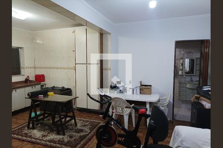 Casa à venda com 245m², 7 quartos e 1 vagaSala/Cozinha