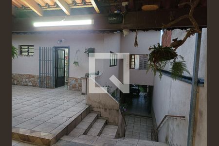 Casa à venda com 245m², 7 quartos e 1 vagaEscada